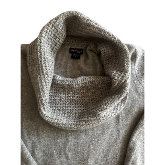 Lord & Taylor 100% Cashmere Gray Cowl Neck Sweater Women’s Size XL - Picture 5 of 6